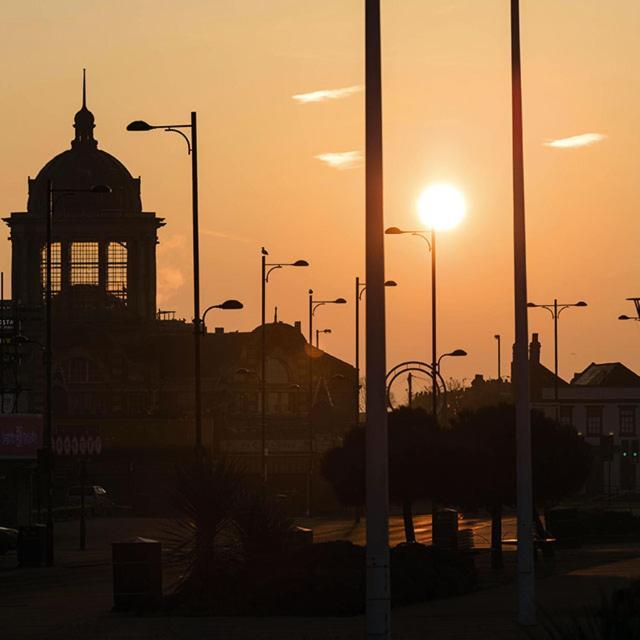 Marine Villa Hotel & Suites - Close To Beach, Train Station & Southend Airport Eksteriør billede